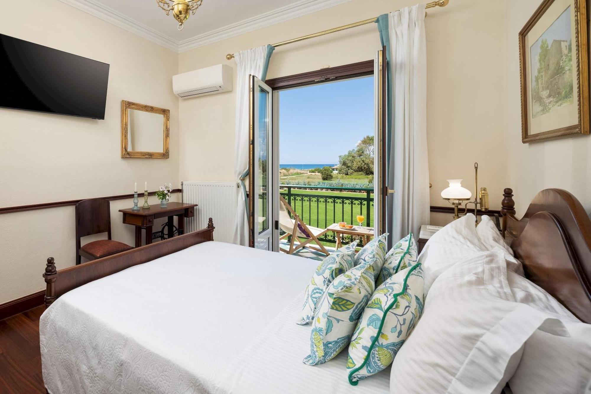 Villa Rose Corfu Almiros strand